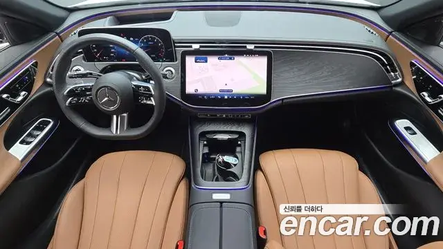 Mercedes-Benz E-Class 2026 — Photo 7/20