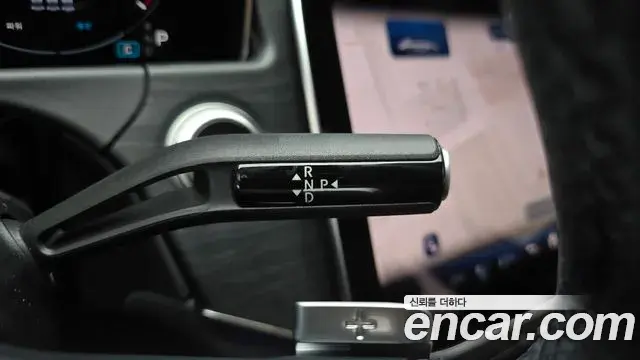 Mercedes-Benz E-Class 2026 — Photo 9/20