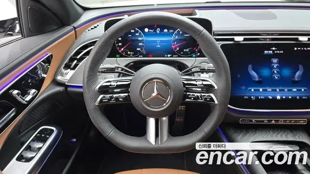 Mercedes-Benz E-Class 2026 — Photo 13/20