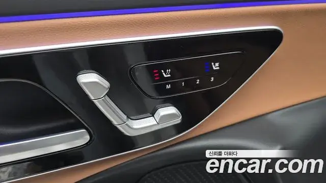 Mercedes-Benz E-Class 2026 — Photo 18/20