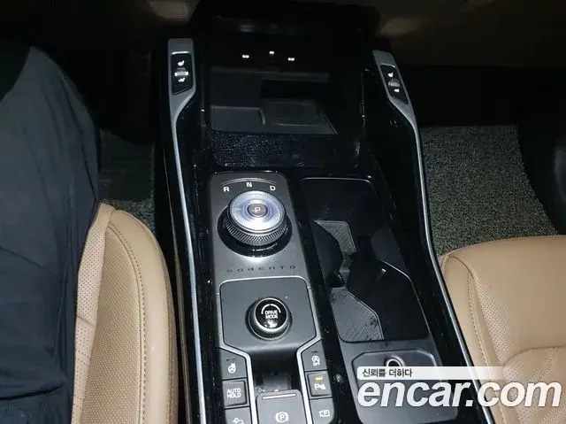 Kia Sorento 2025 — Photo 14/16