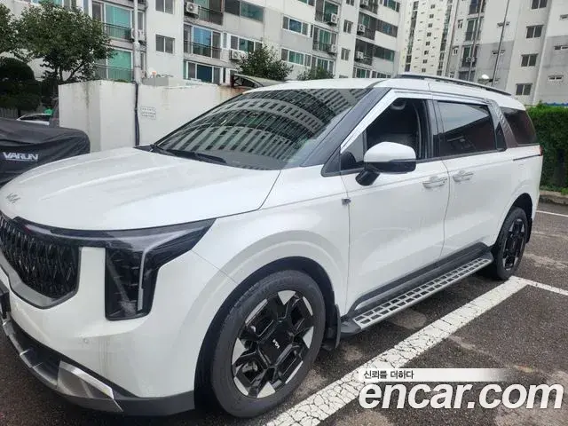 Kia Carnival 2025 — Photo 3/20