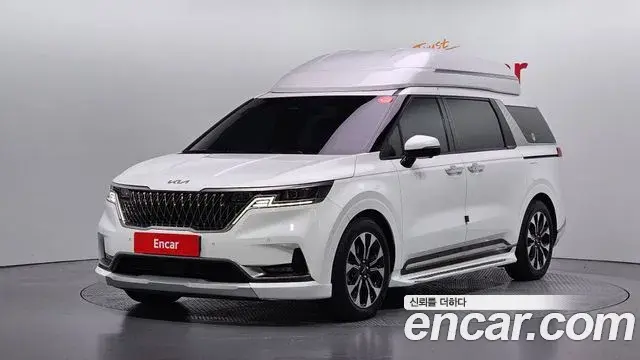 Kia Carnival 2022 — Photo 1/20