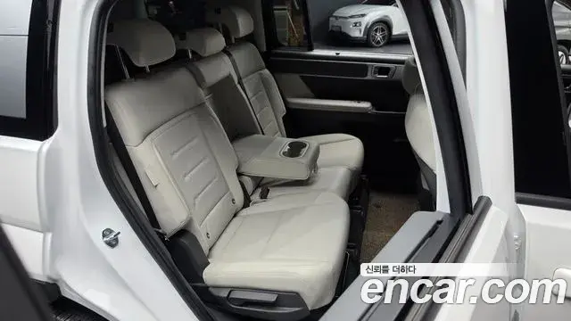 Hyundai Santa Fe 2024 — Фото 12/20