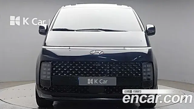 Hyundai Staria 2022 — Photo 4/20
