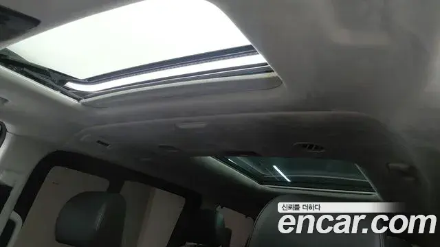 Hyundai Staria 2022 — Photo 9/20