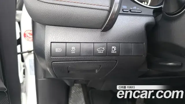 Toyota Camry 2019 — Фото 18/20