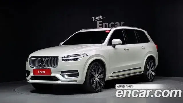Volvo XC90, 2022