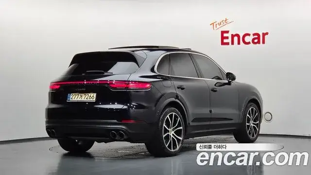 Porsche Cayenne, 2022