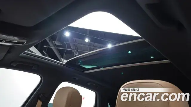 Porsche Cayenne 2022 — Photo 17/20
