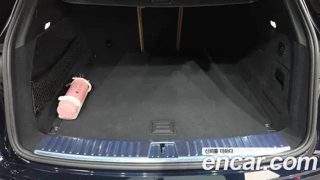 Porsche Cayenne 2022 — Photo 19/20