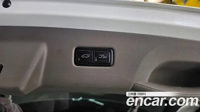 Kia Carnival 2024 — Photo 17/20