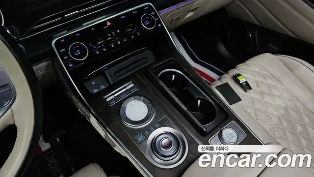 Genesis GV80 2020 — Photo 9/20