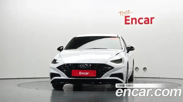 Hyundai Sonata 2020 — Фото 3/20