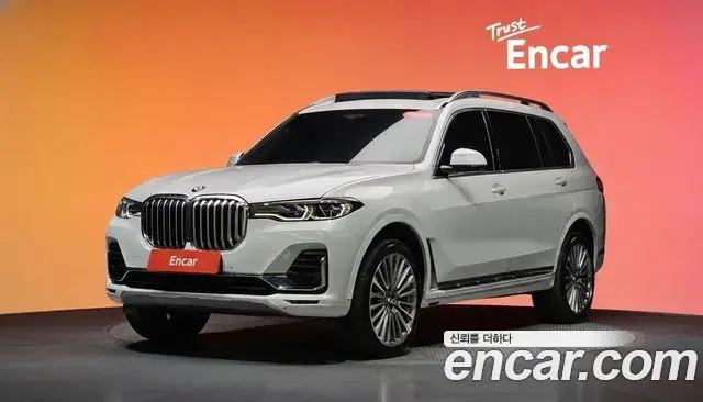 BMW X7 2020 — Фото 1/20
