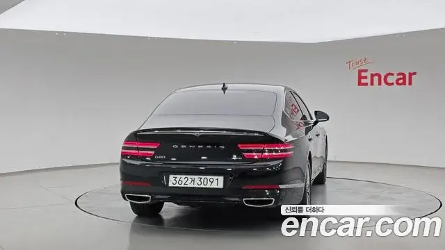 Genesis Electrified G80 2022 — Photo 4/20