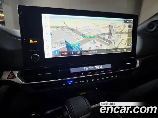 Toyota Sienna 2025 — Şəkil 13/18