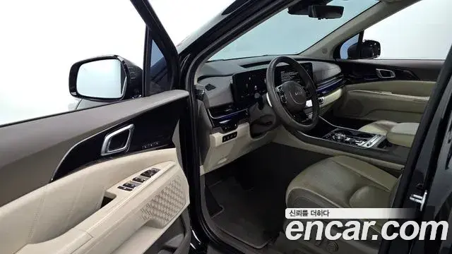 Kia Carnival 2024 — Photo 10/20