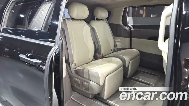 Kia Carnival 2024 — Photo 11/20