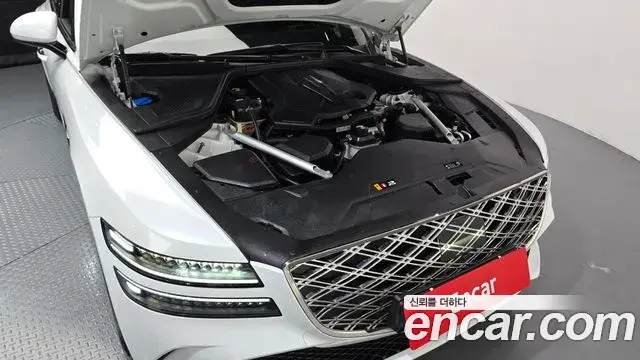 Genesis Electrified G80 2024 — Photo 6/20