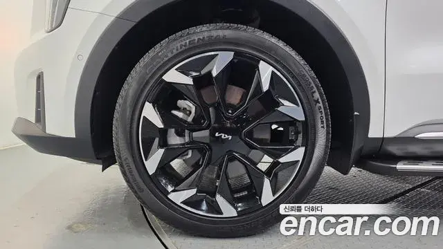 Kia Sorento 2024 — Photo 5/20