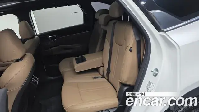 Kia Sorento 2024 — Photo 12/20