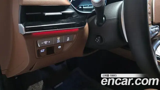 Genesis Electrified G80 2022 — Photo 19/20