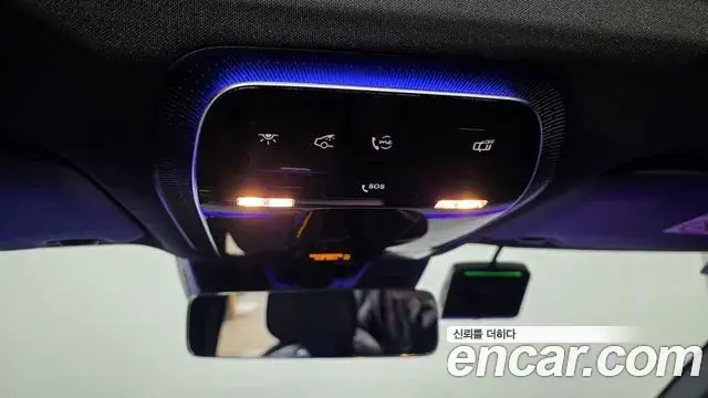 Mercedes-Benz E-Class 2025 — Photo 17/20