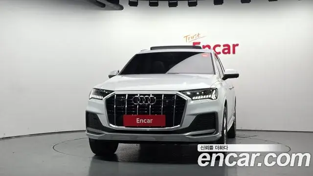 Audi Q7 2022 — Фото 2/20