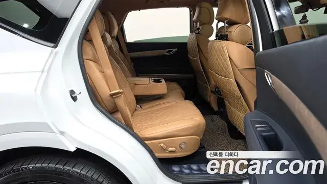 Genesis GV80 2023 — Photo 11/20