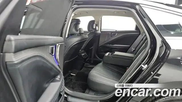 Kia K8 2025 — Şəkil 19/20