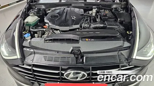 Hyundai Sonata 2020 — Фото 6/20