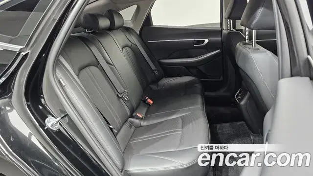 Hyundai Sonata 2020 — Фото 11/20