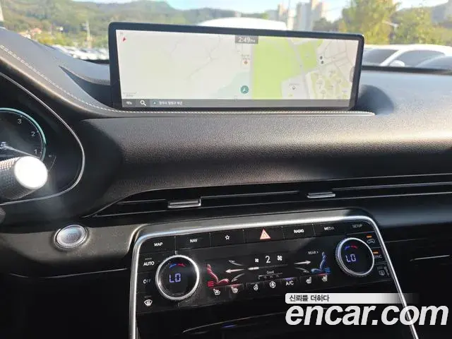 Genesis GV80 2022 — Şəkil 15/20