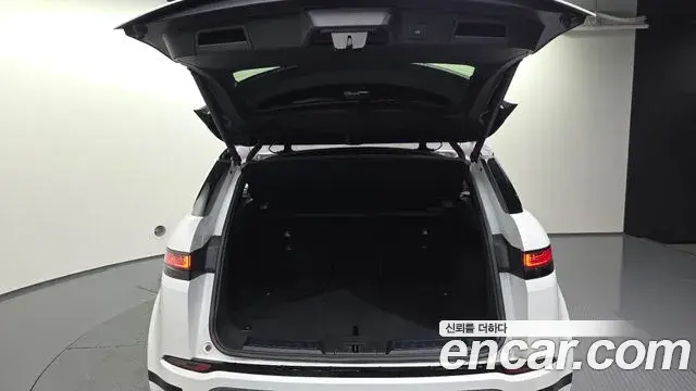 Land Rover Range Rover Evoque 2023 — Photo 20/20