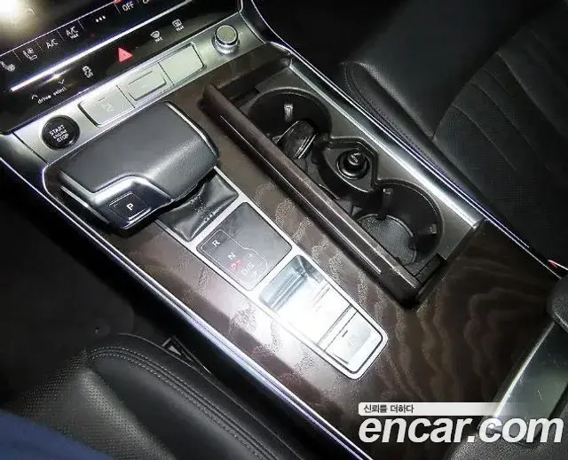 Audi A6 2023 — Фото 16/20
