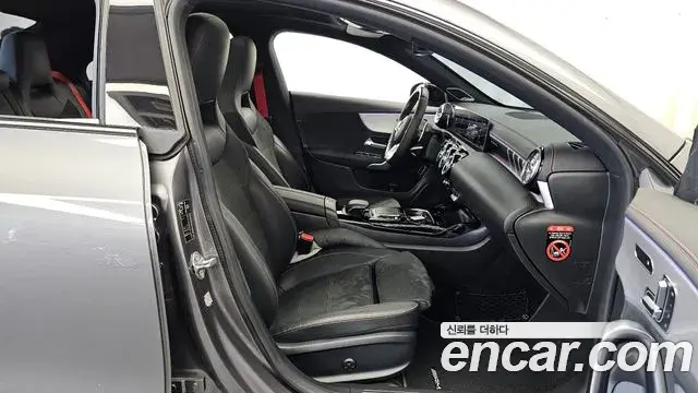 Mercedes-Benz CLA-Class 2020 — Фото 11/20