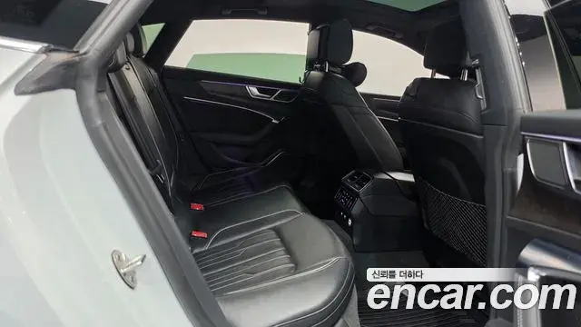 Audi A7 2020 — Photo 11/20