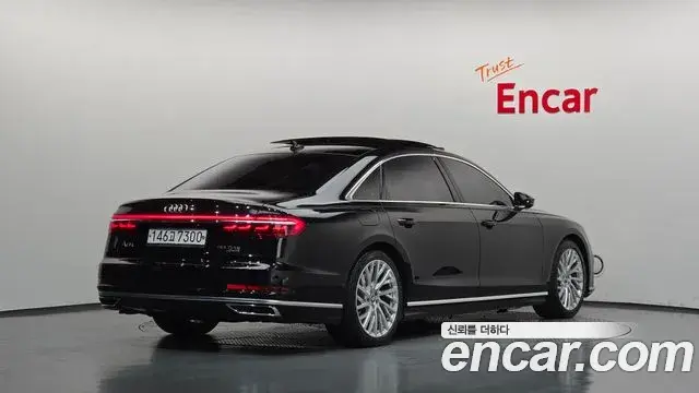 Audi A8 2019 — Photo 1/20