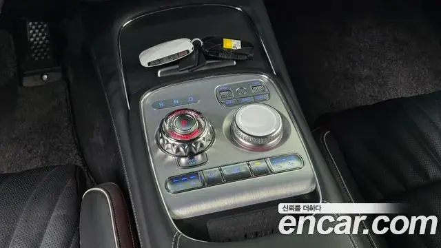 Genesis G90 2022 — Photo 9/20