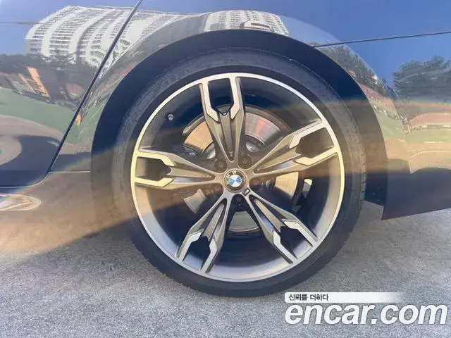 BMW 5 Series 2022 — Şəkil 15/20