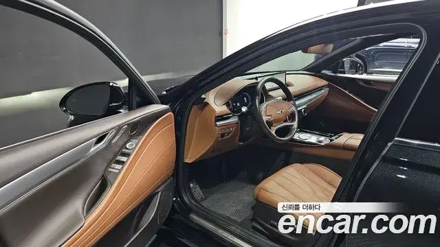 Genesis Electrified G80 2021 — Photo 10/20