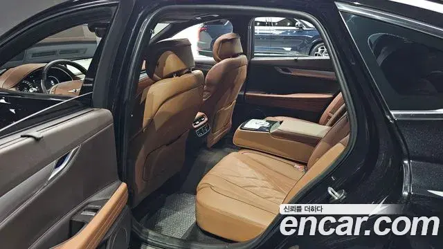 Genesis Electrified G80 2021 — Photo 11/20