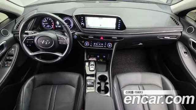 Hyundai Sonata 2022 — Photo 7/20