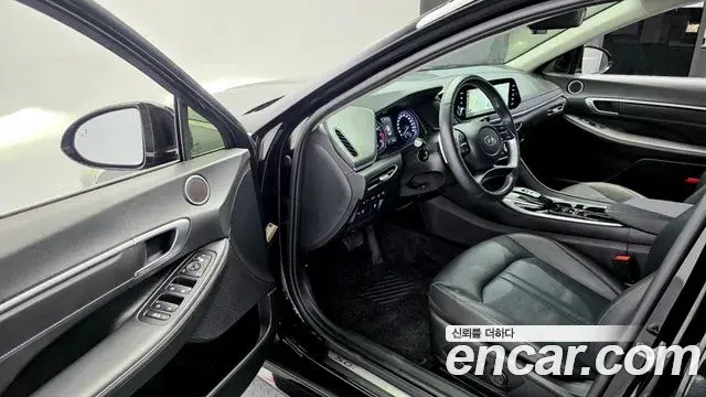 Hyundai Sonata 2022 — Photo 11/20
