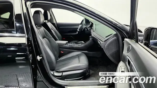 Hyundai Sonata 2022 — Photo 12/20