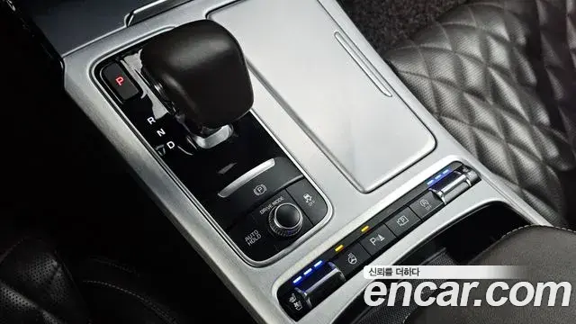 Kia Stinger 2021 — Şəkil 9/20