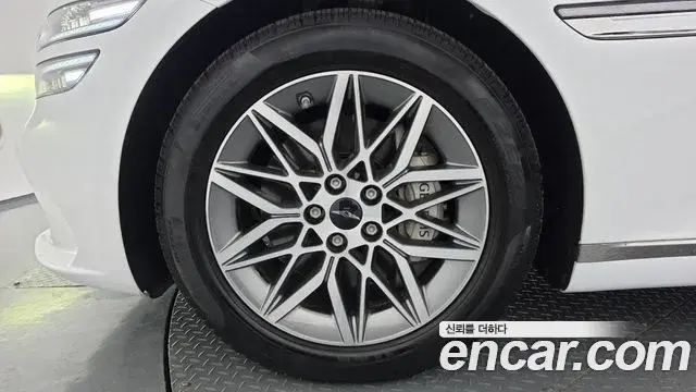 Genesis Electrified G80 2024 — Şəkil 5/20