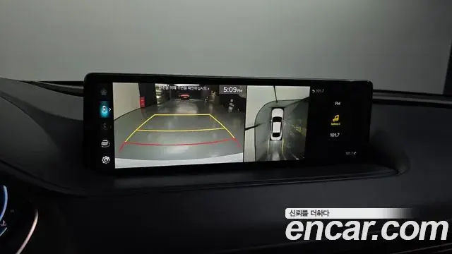 Genesis Electrified G80 2022 — Şəkil 15/20