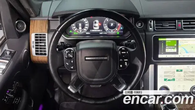Land Rover Range Rover 2018 — Photo 13/20